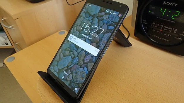 How to wirelessly charge your Android device How to wirelessly charge your Android device