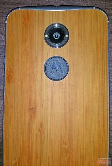 Leaked Photos Of A Motorola Pre-Production Device: This May Be The Moto X+1