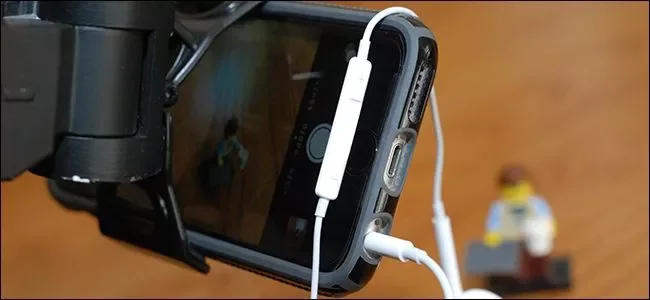 What’s The Easiest Way to Add a Remote Camera Shutter to My Smartphone? What’s The Easiest Way to Add a Remote Camera Shutter to My Smartphone?